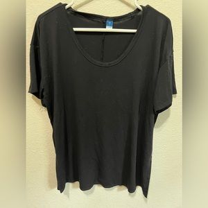 Old Navy Luxe Black T-Shirt with Side Slits